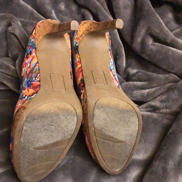 high heels floral pattern cork heels 3.5 inches - Picture 5 of 6